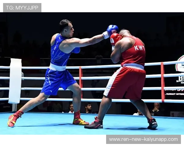 拳击选手防守反击艺术让人拍案叫绝